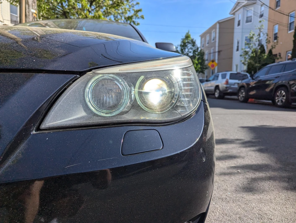 2008 BMW E60 545i & 550i Sedan - Image 20 of 31