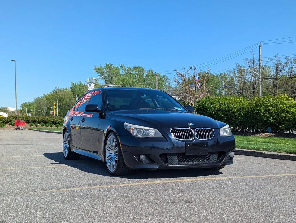 2008 BMW E60 545i & 550i Sedan - Image 17 of 31