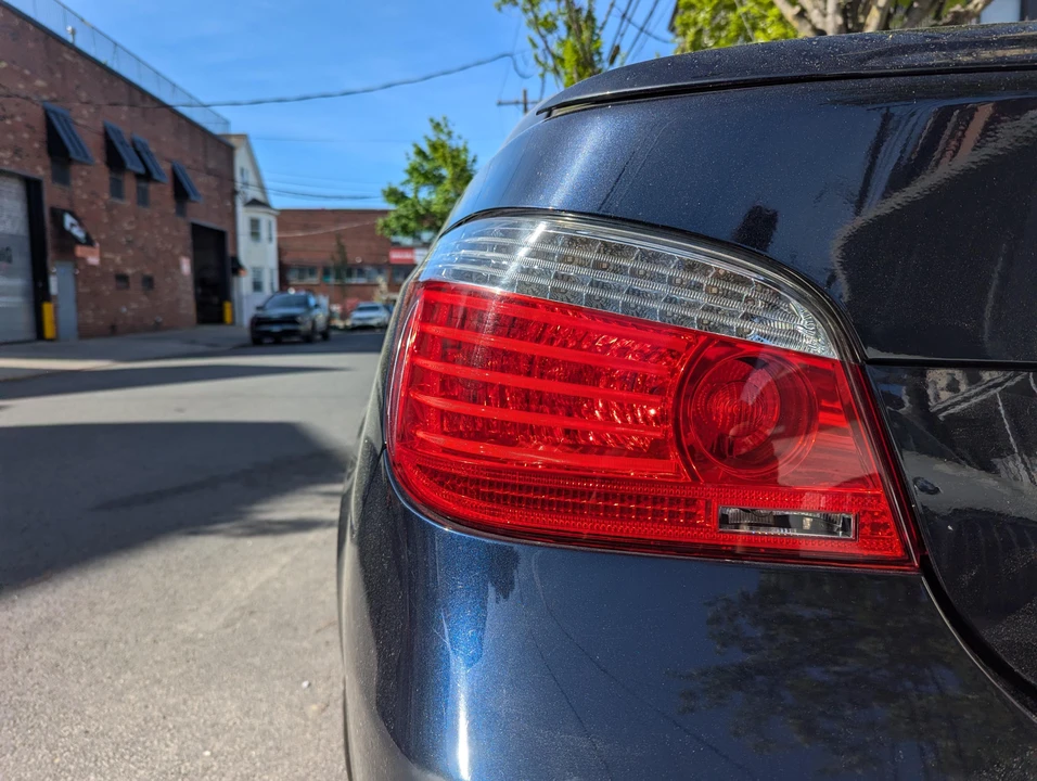 2008 BMW E60 545i & 550i Sedan - Image 30 of 31