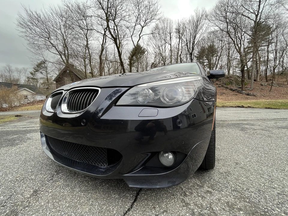 2008 BMW E60 545i & 550i Sedan - Image 9 of 31