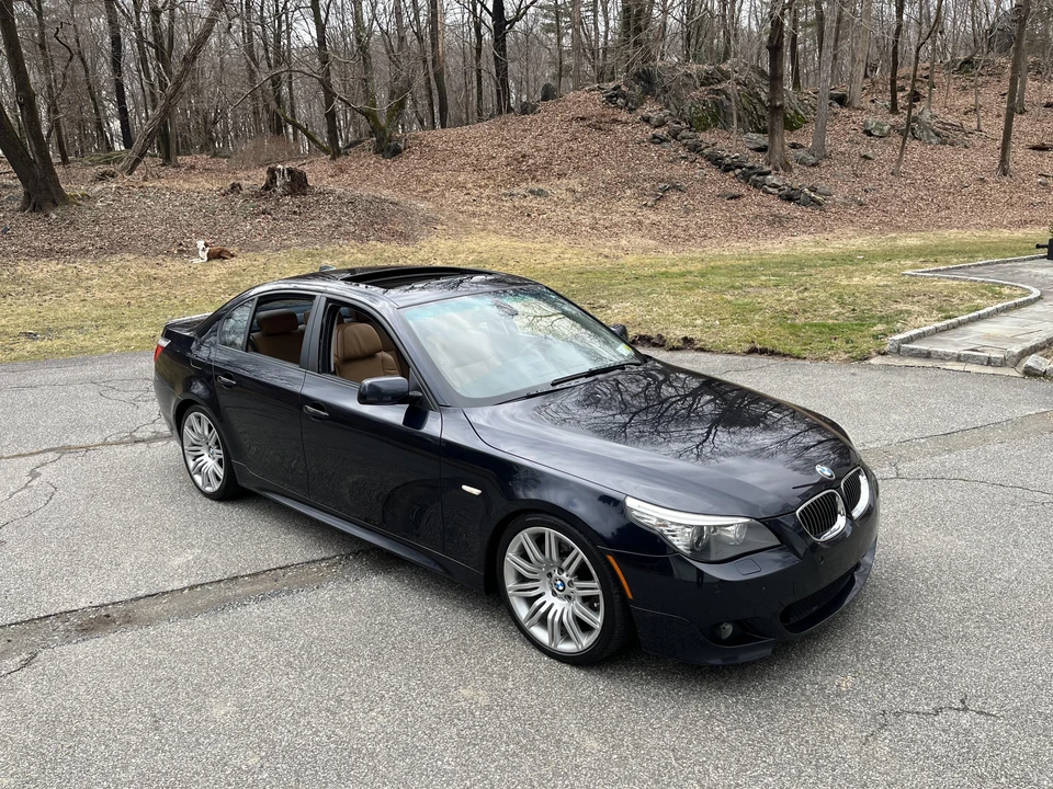 2008 BMW E60 545i & 550i Sedan - Image 25 of 31