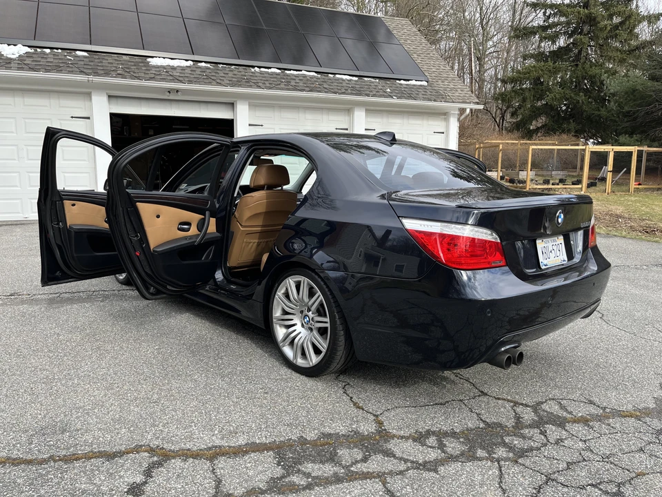 2008 BMW E60 545i & 550i Sedan - Image 31 of 31