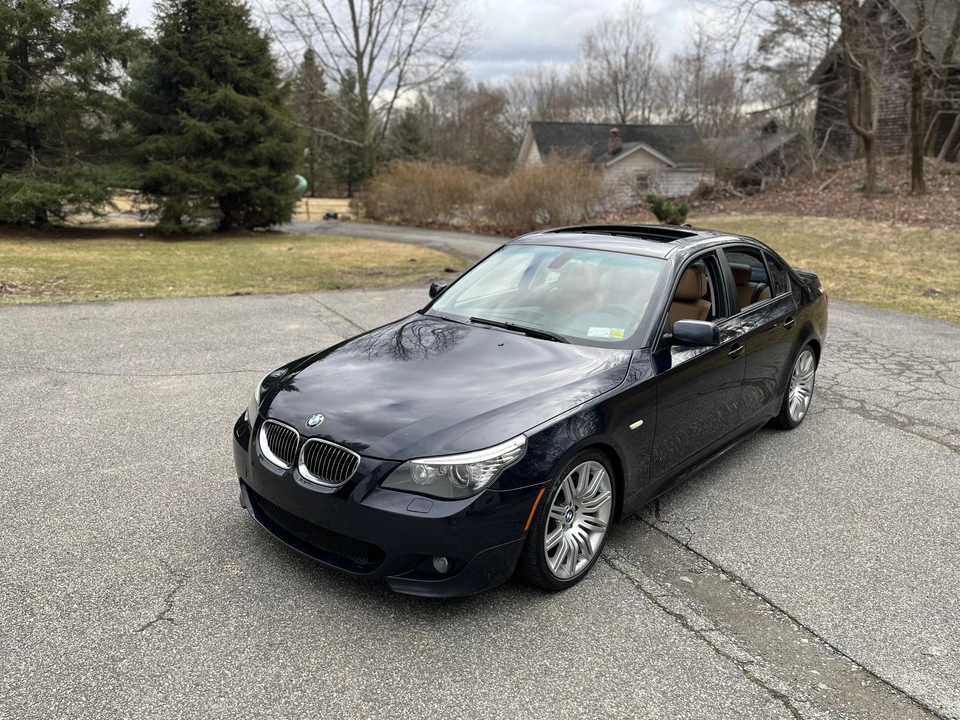 2008 BMW E60 545i & 550i Sedan - Image 12 of 31
