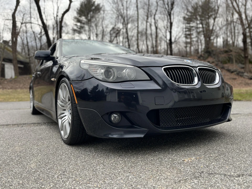 2008 BMW E60 545i & 550i Sedan - Image 30 of 31