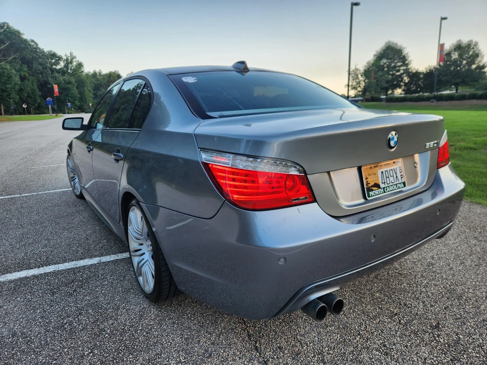 2008 BMW E60 545i & 550i Sedan - Image 12 of 31