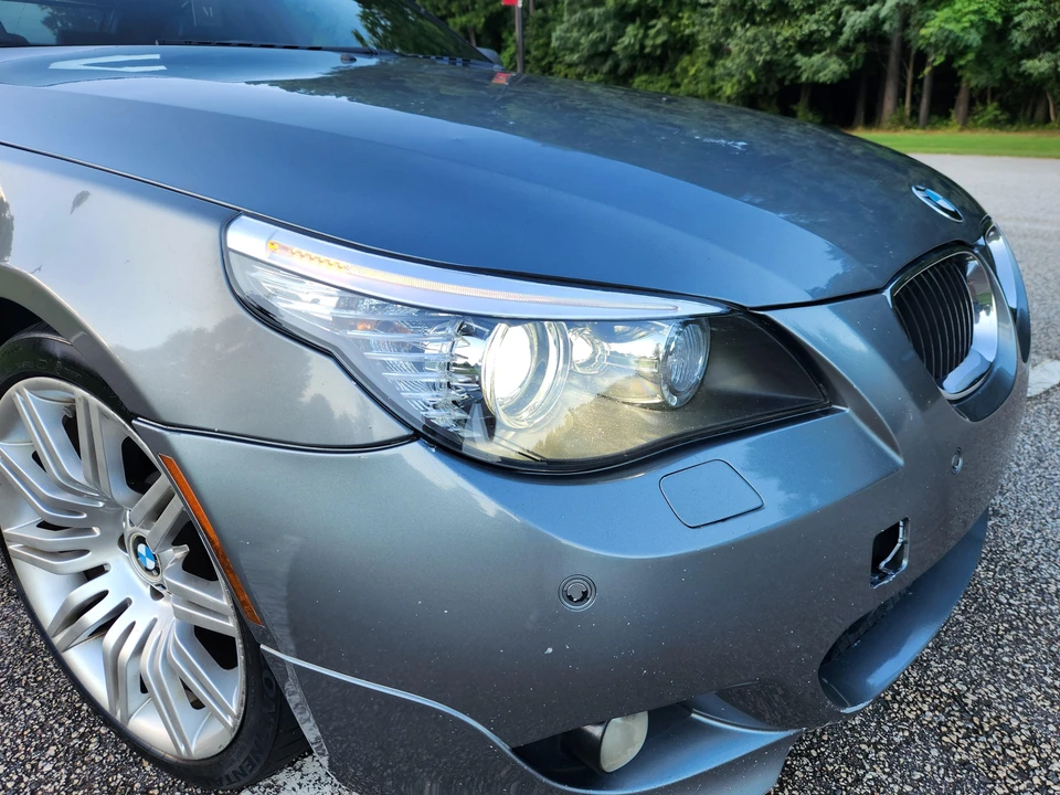 2008 BMW E60 545i & 550i Sedan - Image 28 of 31
