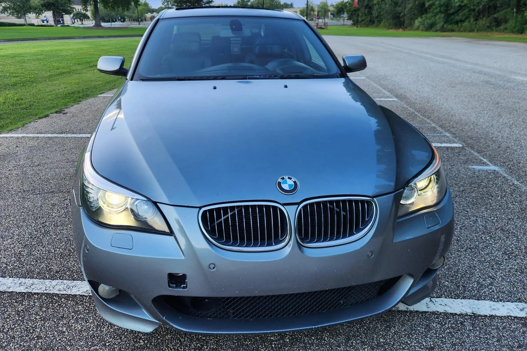 2008 BMW E60 545i & 550i Sedan - Image 2 of 31