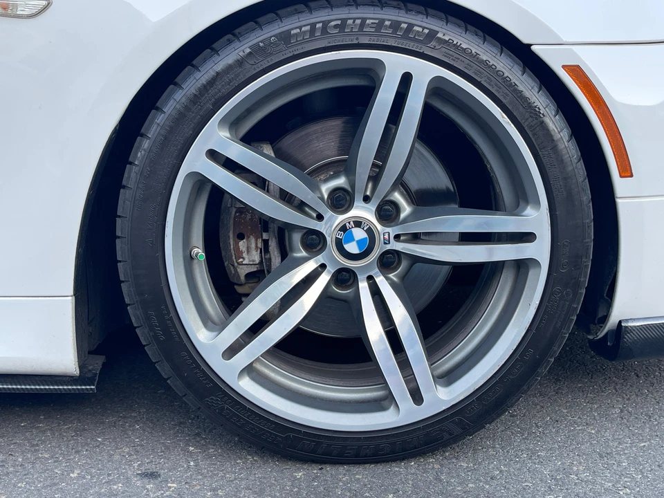 2008 BMW E60 545i & 550i Sedan - Image 24 of 31