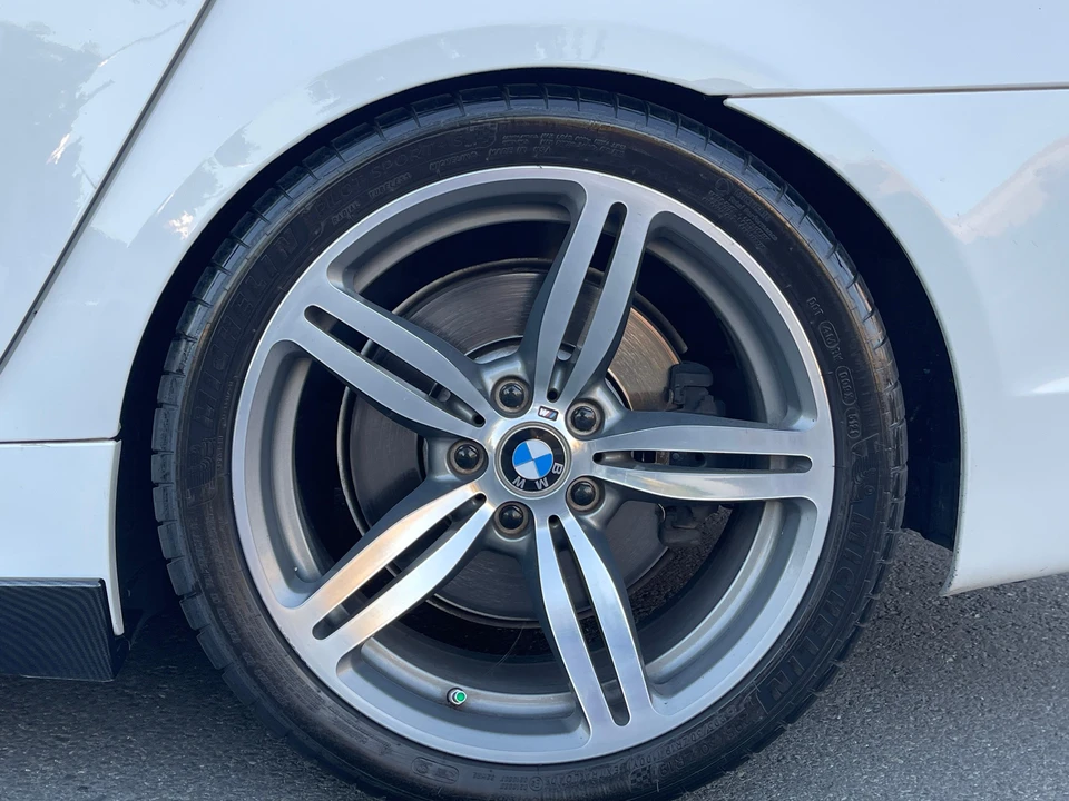 2008 BMW E60 545i & 550i Sedan - Image 22 of 31