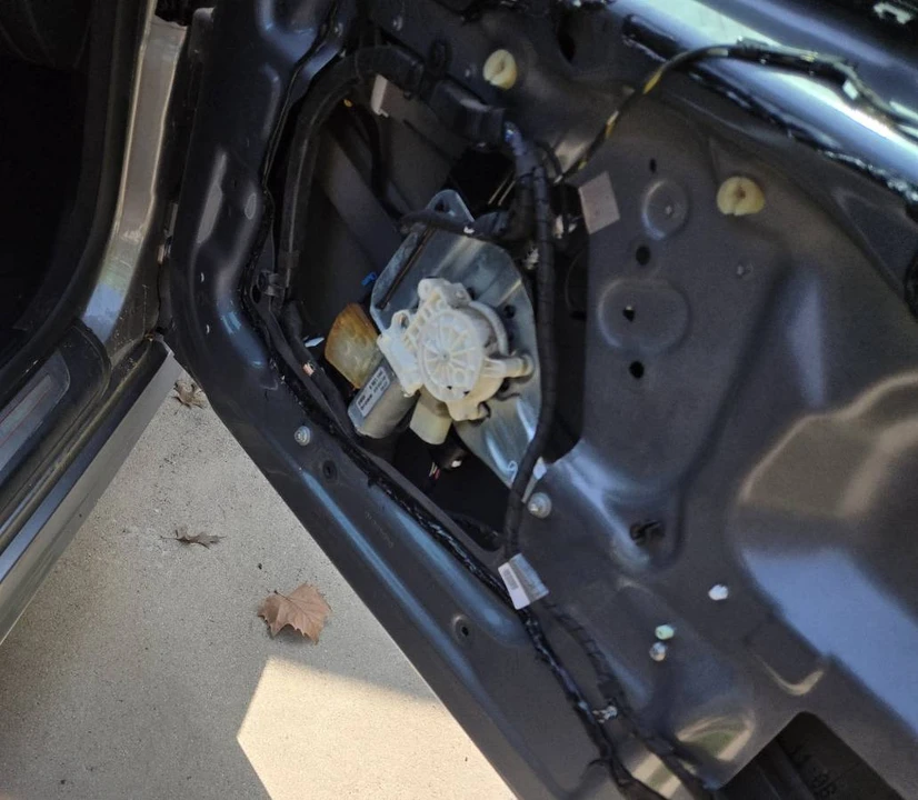 2008 BMW E63/E64 645Ci & 650i - Image 12 of 19