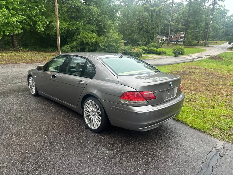 2008 BMW E65/E66 750i & 760i Sedan - Image 4 of 8