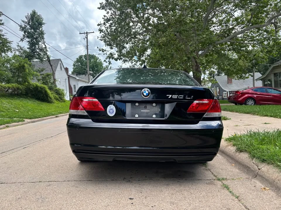 2008 BMW E65/E66 750i & 760i Sedan - Image 2 of 13