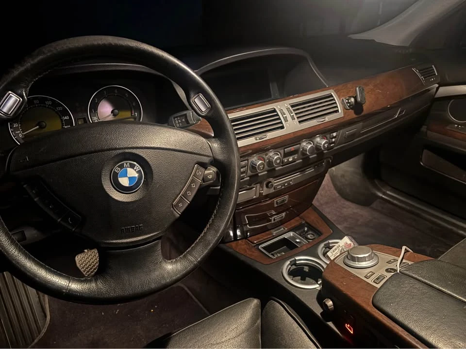 2008 BMW E65/E66 750i & 760i Sedan - Image 9 of 13