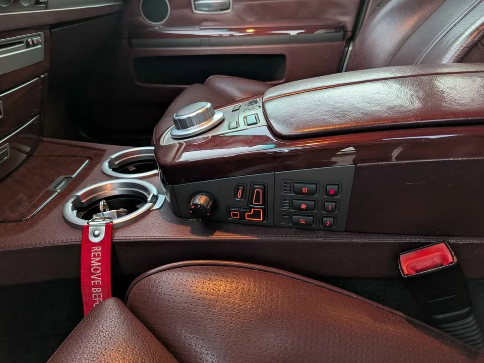 2008 BMW E65/E66 750i & 760i Sedan - Image 15 of 17