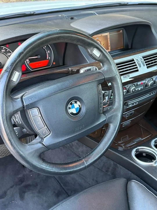 2008 BMW E65/E66 750i & 760i Sedan - Image 13 of 15