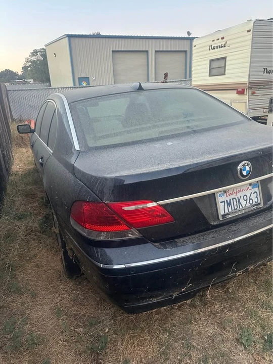 2008 BMW E65/E66 750i & 760i Sedan - Image 2 of 3