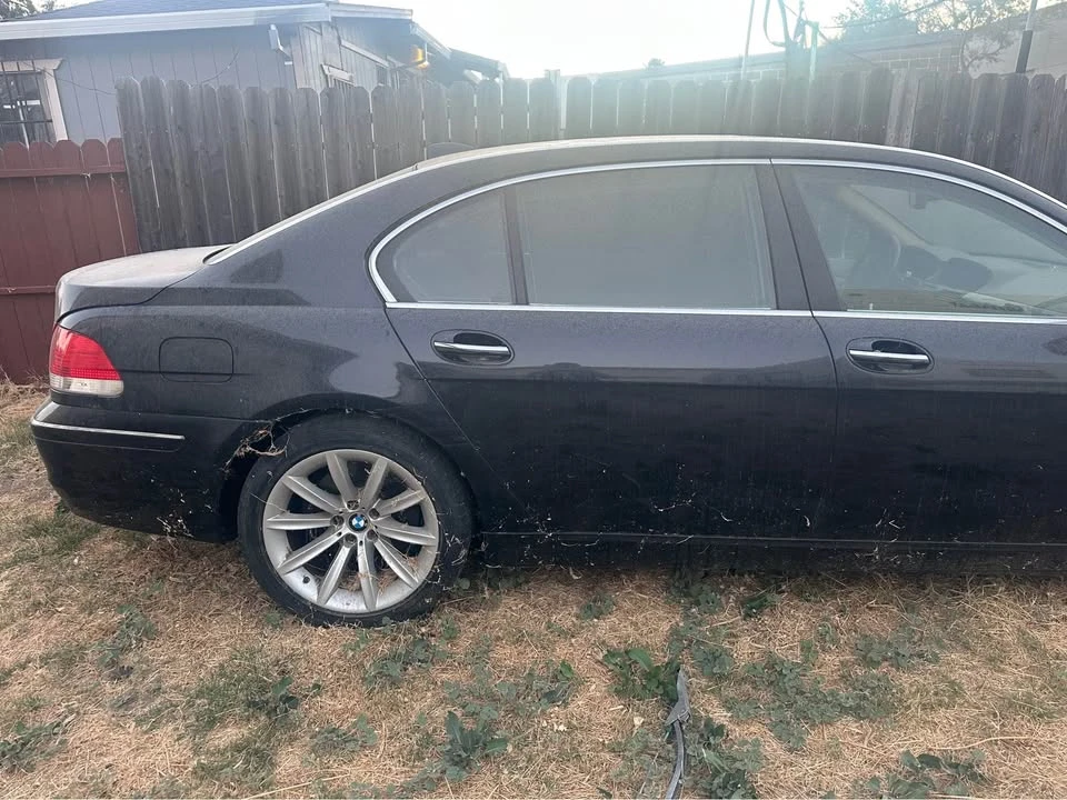 2008 BMW E65/E66 750i & 760i Sedan - Image 3 of 3