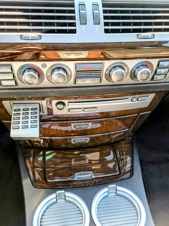 2008 BMW E65/E66 750i & 760i Sedan - Image 12 of 19