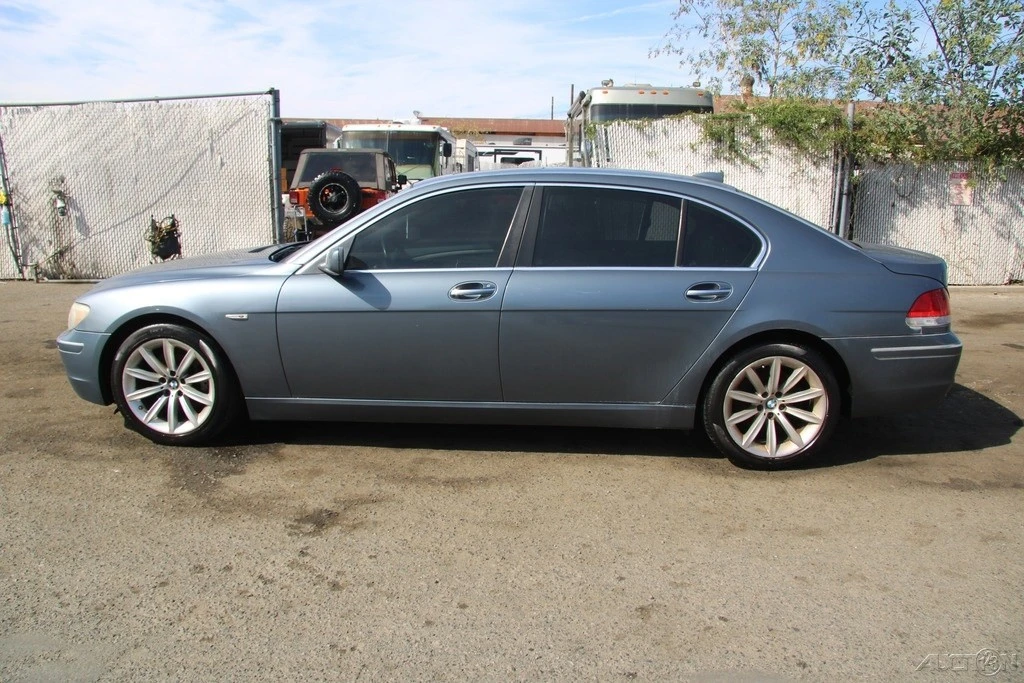 2008 BMW E65/E66 750i & 760i Sedan - Image 3 of 21