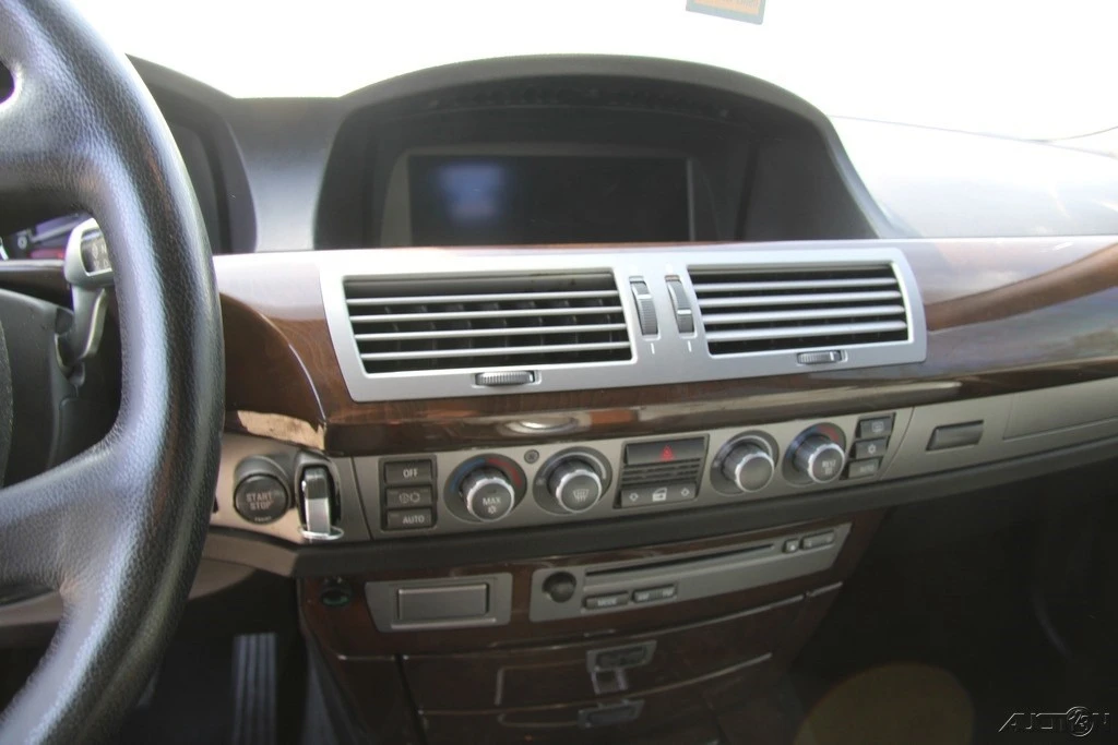 2008 BMW E65/E66 750i & 760i Sedan - Image 19 of 21