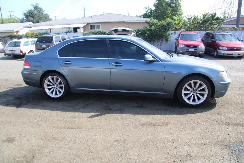 2008 BMW E65/E66 750i & 760i Sedan - Image 9 of 21