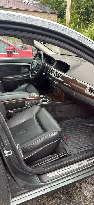 2008 BMW E65/E66 750i & 760i Sedan - Image 6 of 6