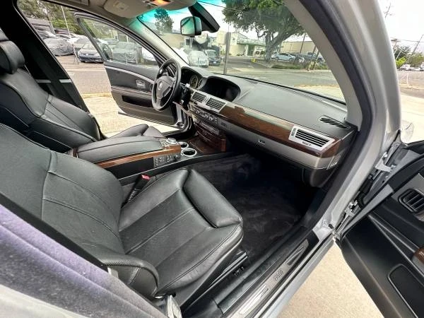 2008 BMW E65/E66 750i & 760i Sedan - Image 12 of 17