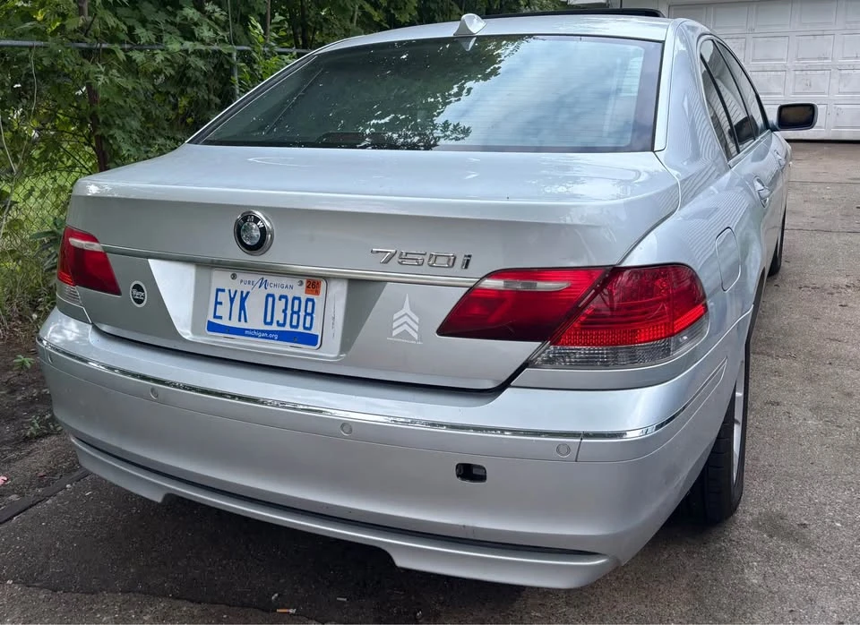 2008 BMW E65/E66 750i & 760i Sedan - Image 4 of 11