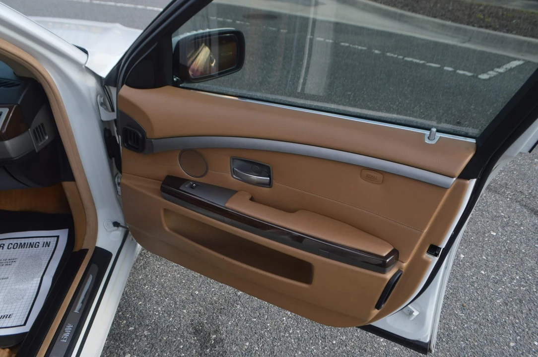 2008 BMW E65/E66 7 Series - Image 10 of 18