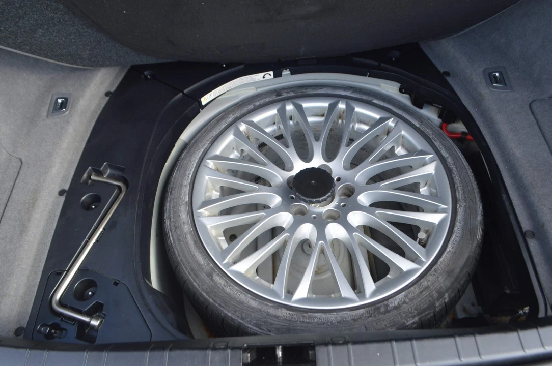 2008 BMW E65/E66 7 Series - Image 5 of 18