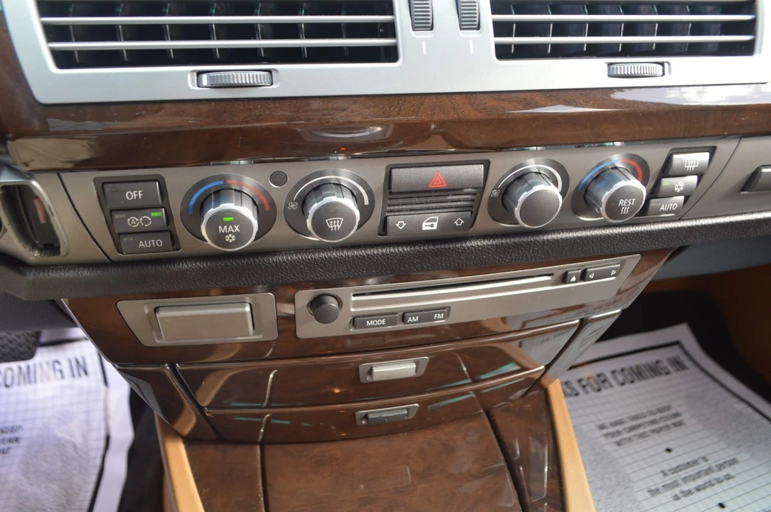 2008 BMW E65/E66 7 Series - Image 17 of 18