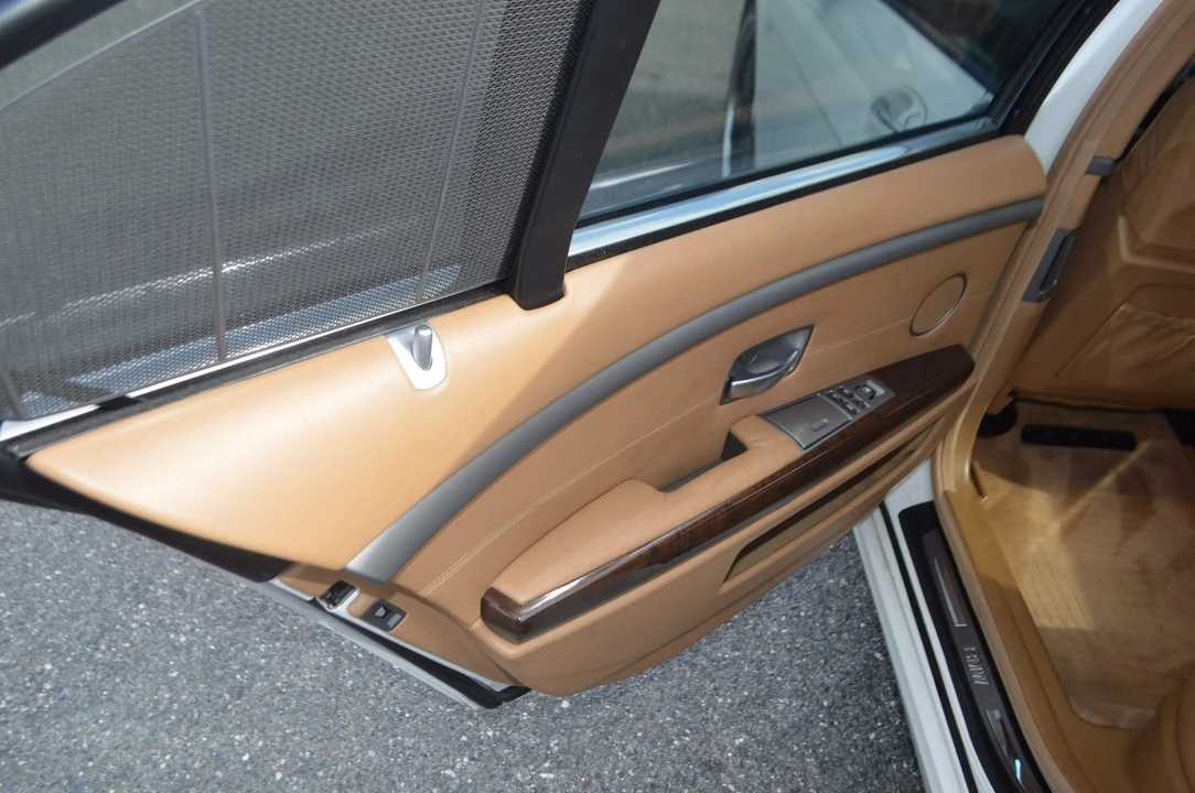 2008 BMW E65/E66 7 Series - Image 13 of 18
