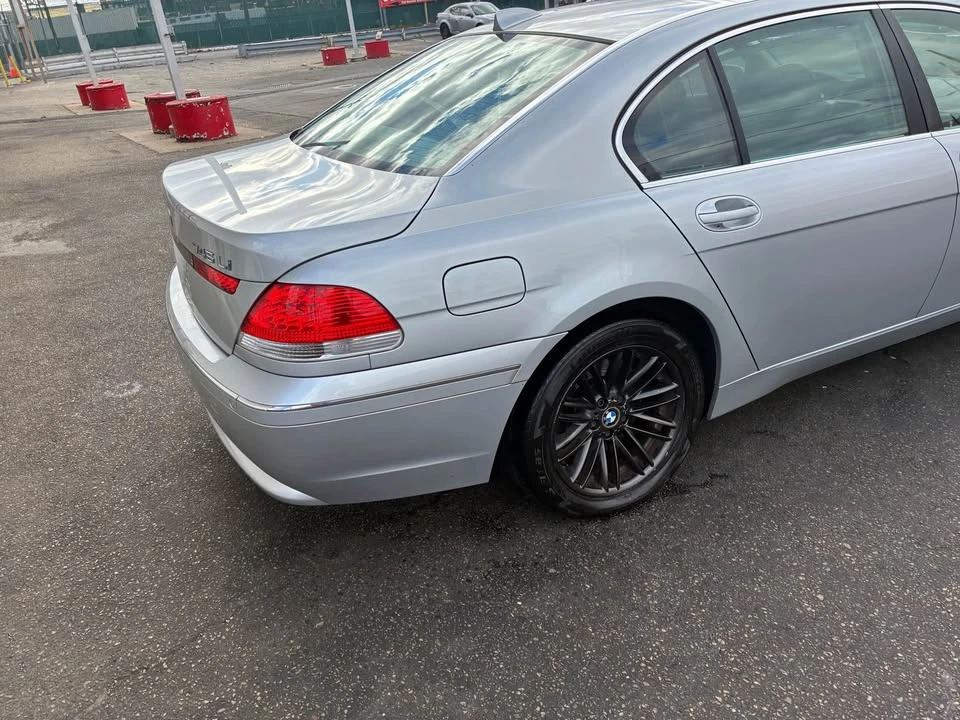 2008 BMW E65/E66 750i & 760i Sedan - Image 5 of 9