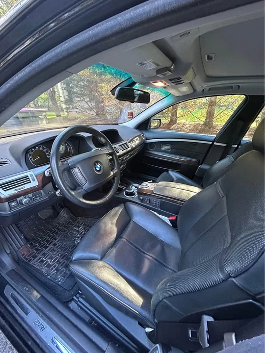 2008 BMW E65/E66 750i & 760i Sedan - Image 4 of 5