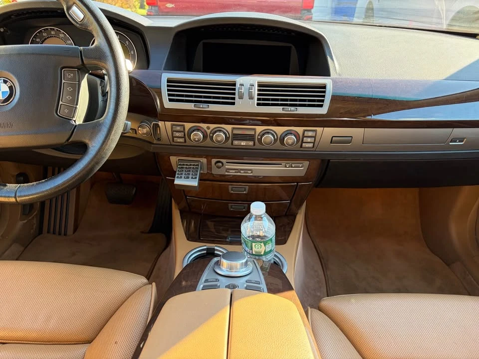 2008 BMW E65/E66 750i & 760i Sedan - Image 14 of 19