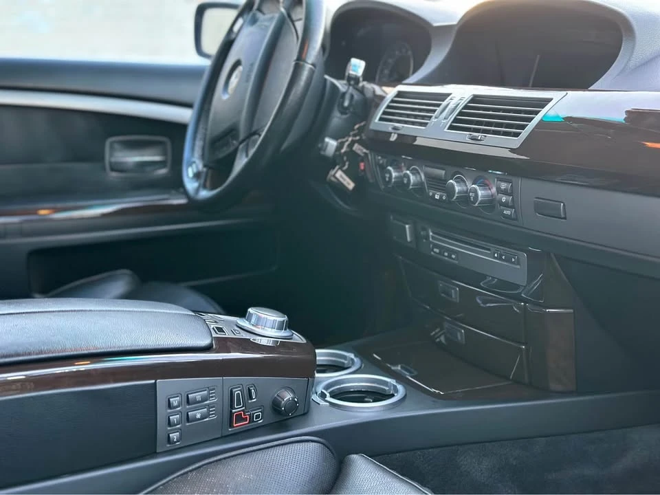 2008 BMW E65/E66 750i & 760i Sedan - Image 9 of 11