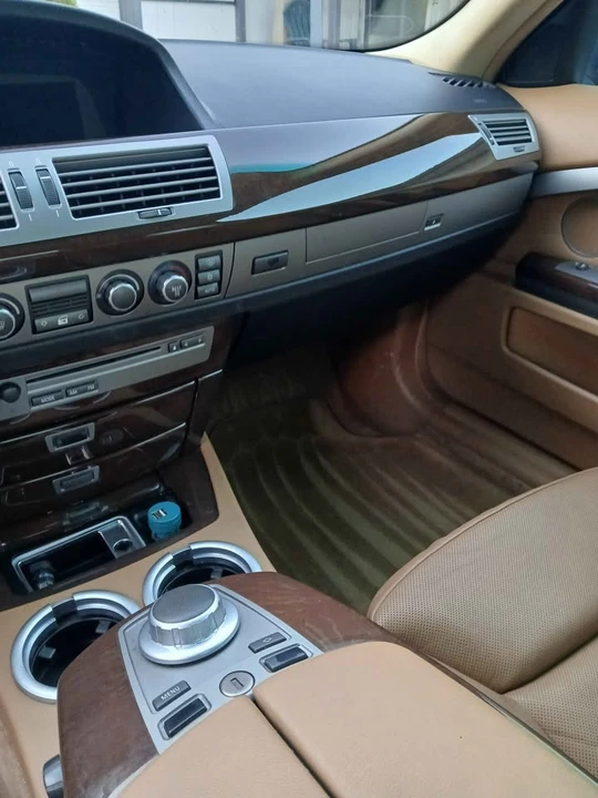 2008 BMW E65/E66 750i & 760i Sedan - Image 13 of 18
