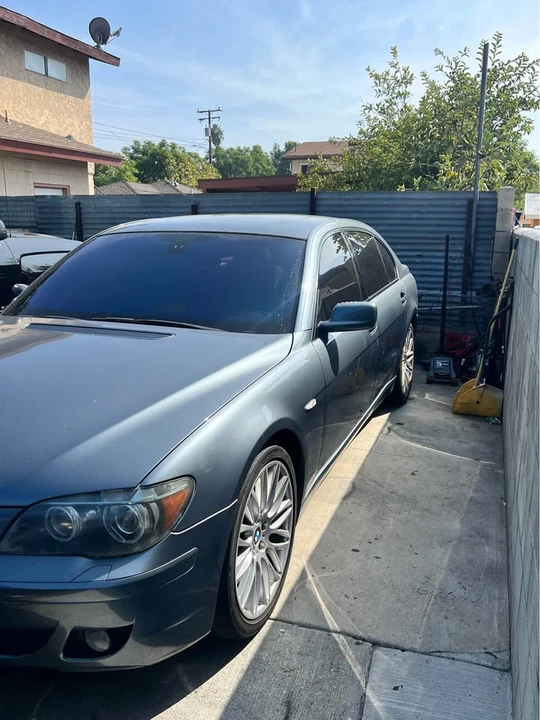 2008 BMW E65/E66 750i & 760i Sedan - Image 2 of 5
