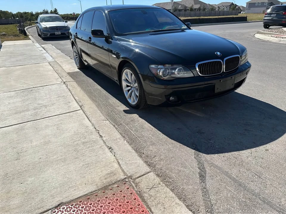 2008 BMW E65/E66 750i & 760i Sedan - Image 2 of 12