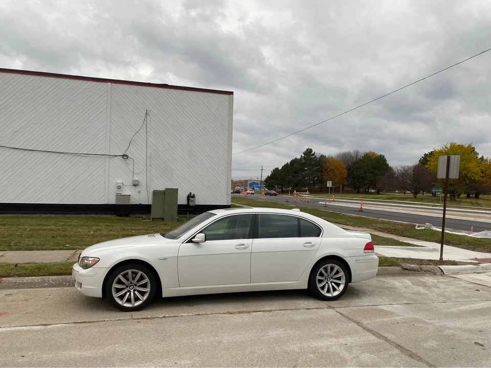 2008 BMW E65/E66 750i & 760i Sedan - Image 4 of 9