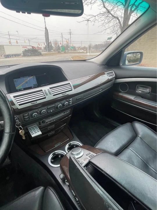 2008 BMW E65/E66 750i & 760i Sedan - Image 10 of 20