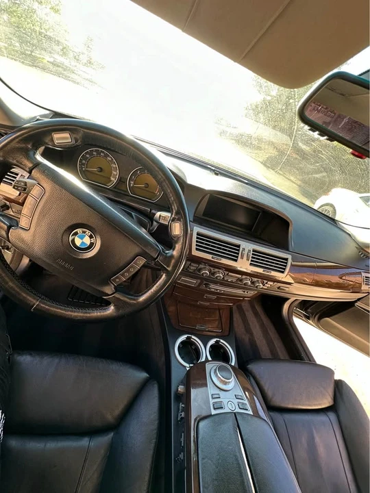 2008 BMW E65/E66 750i & 760i Sedan - Image 13 of 18