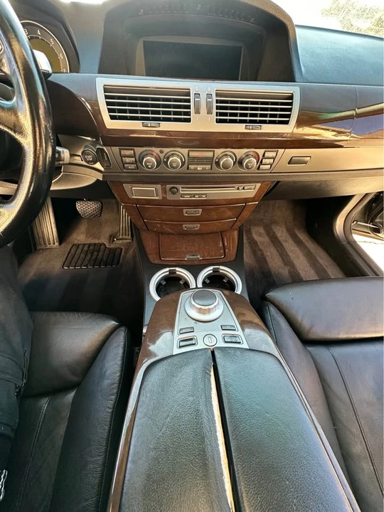 2008 BMW E65/E66 750i & 760i Sedan - Image 12 of 18
