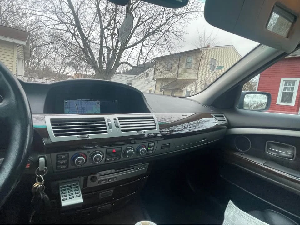 2008 BMW E65/E66 750i & 760i Sedan - Image 15 of 15