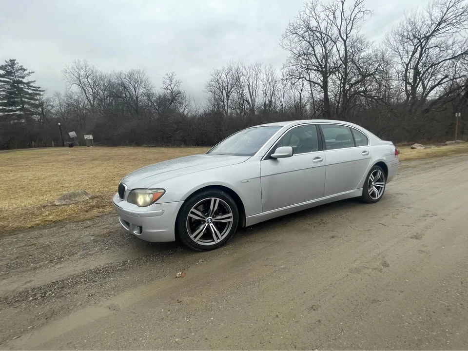 2008 BMW E65/E66 750i & 760i Sedan - Image 4 of 15