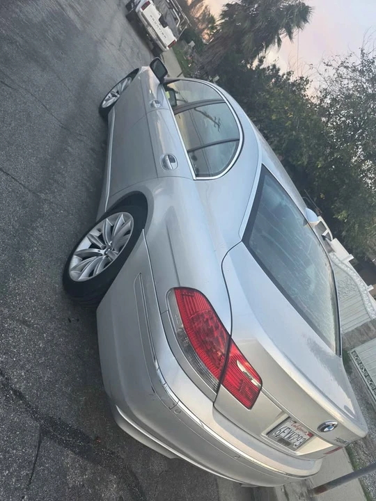 2008 BMW E65/E66 750i & 760i Sedan - Image 12 of 12