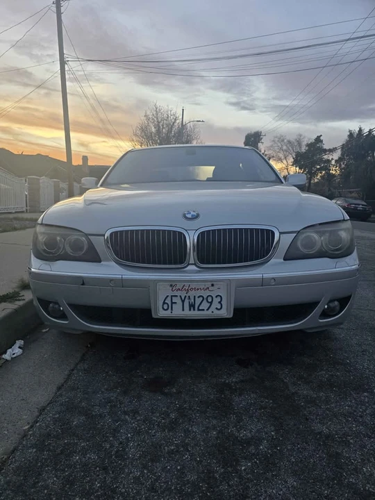 2008 BMW E65/E66 750i & 760i Sedan - Image 2 of 12