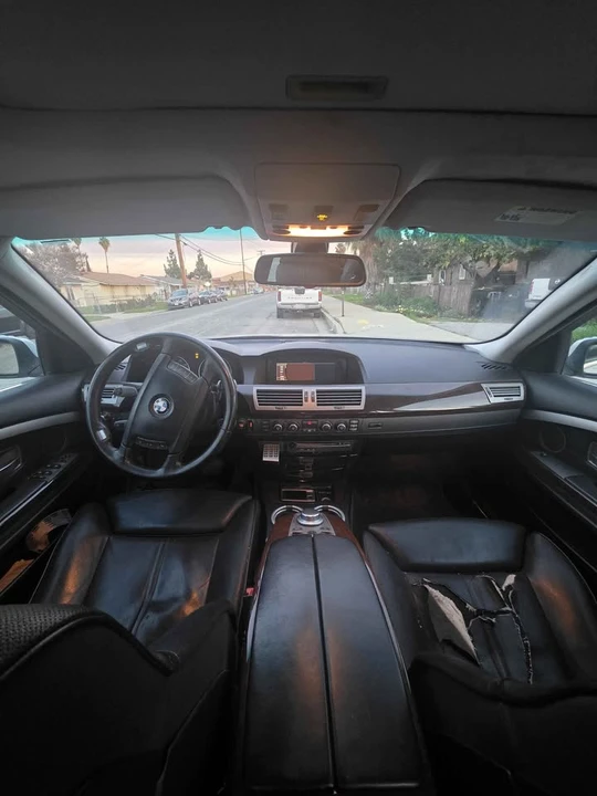 2008 BMW E65/E66 750i & 760i Sedan - Image 4 of 12