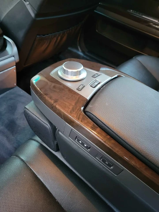 2008 BMW E65/E66 750i & 760i Sedan - Image 14 of 18