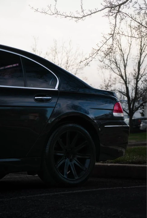 2008 BMW E65/E66 750i & 760i Sedan - Image 4 of 11